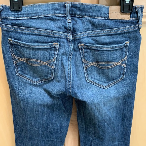 Abercrombie Jeans - Picture 6 of 7